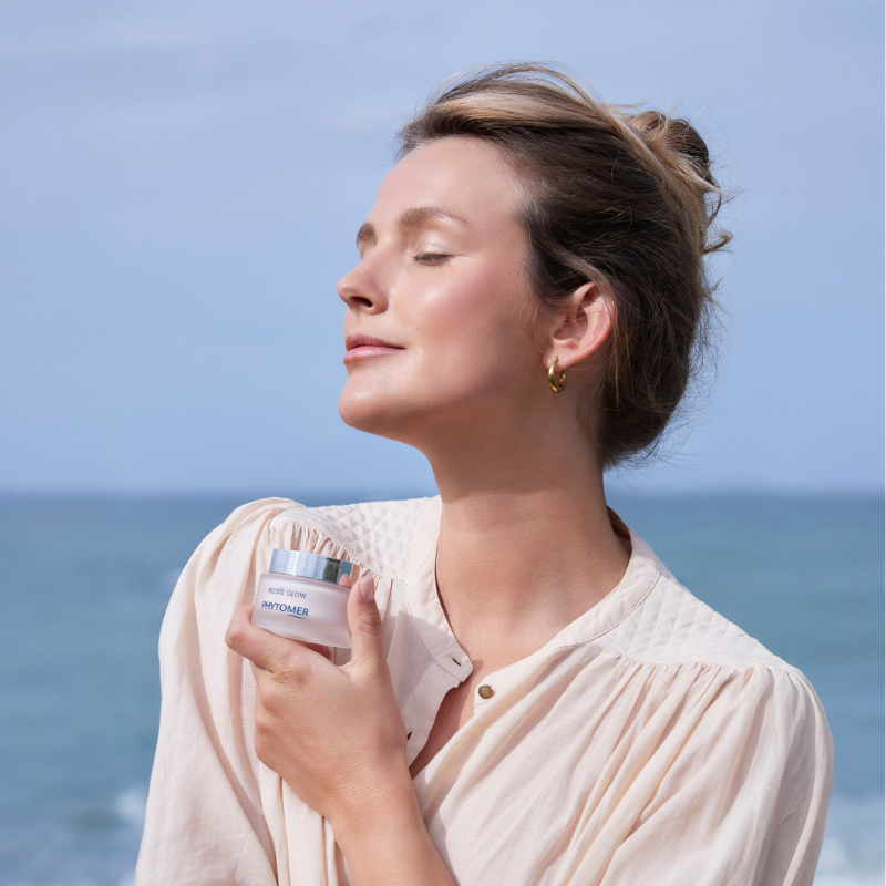 ROSÉE GLOW